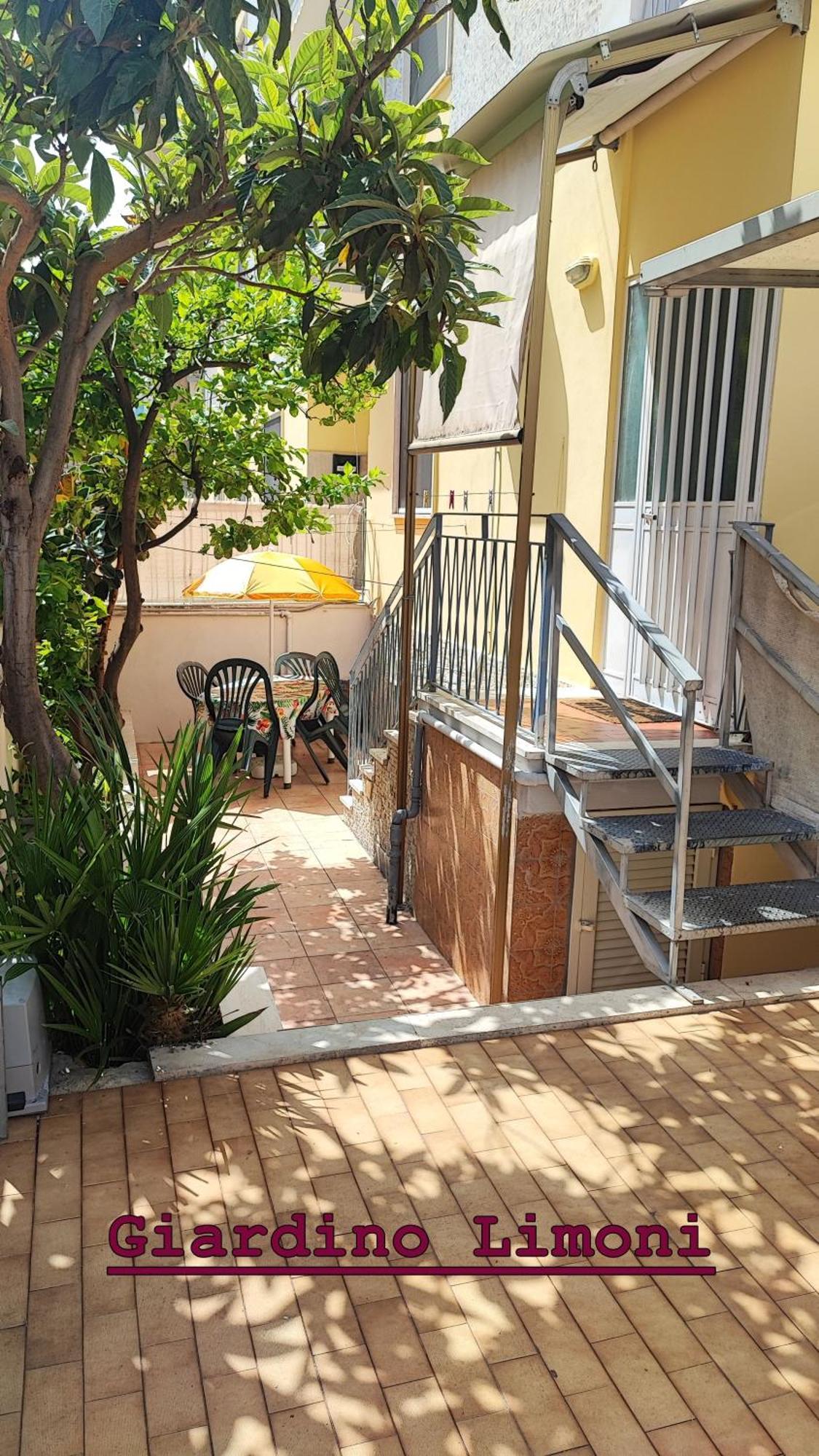 Apartment Il Giardino Dei Limoni